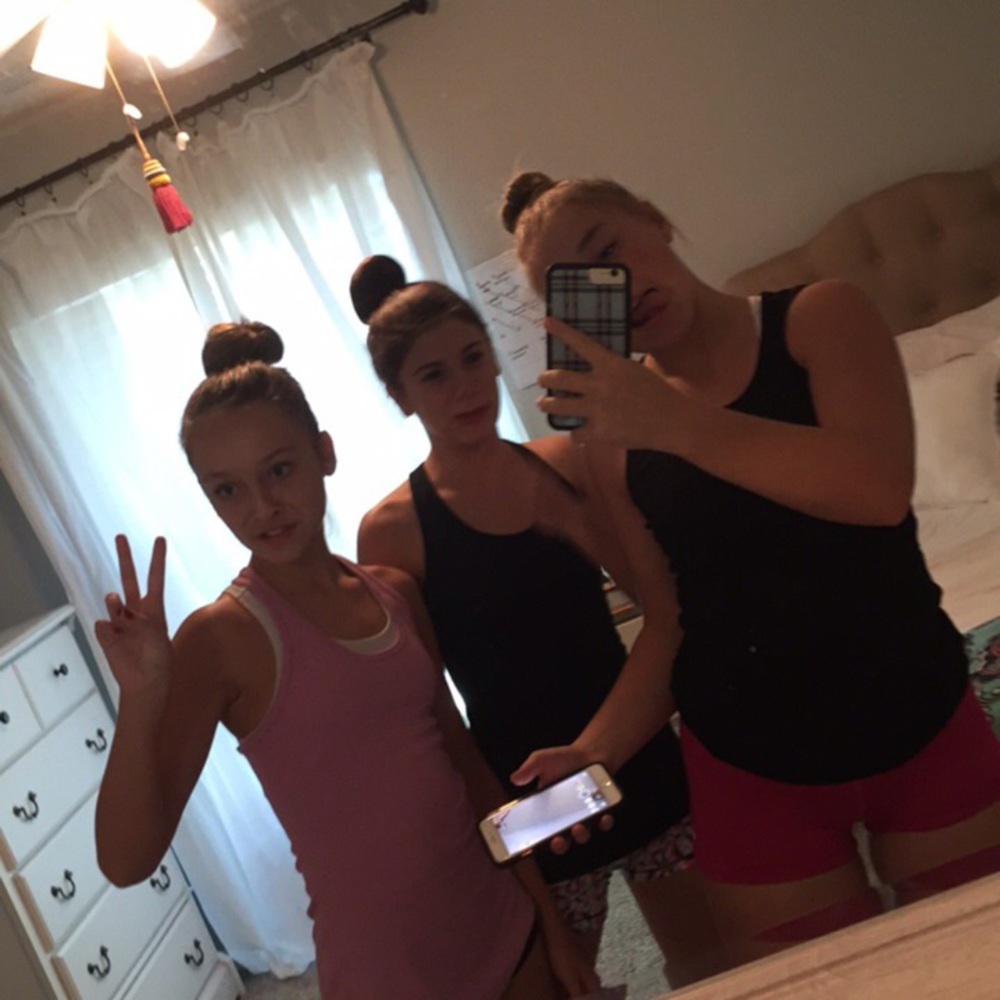 Meet your Posher, Anna claire